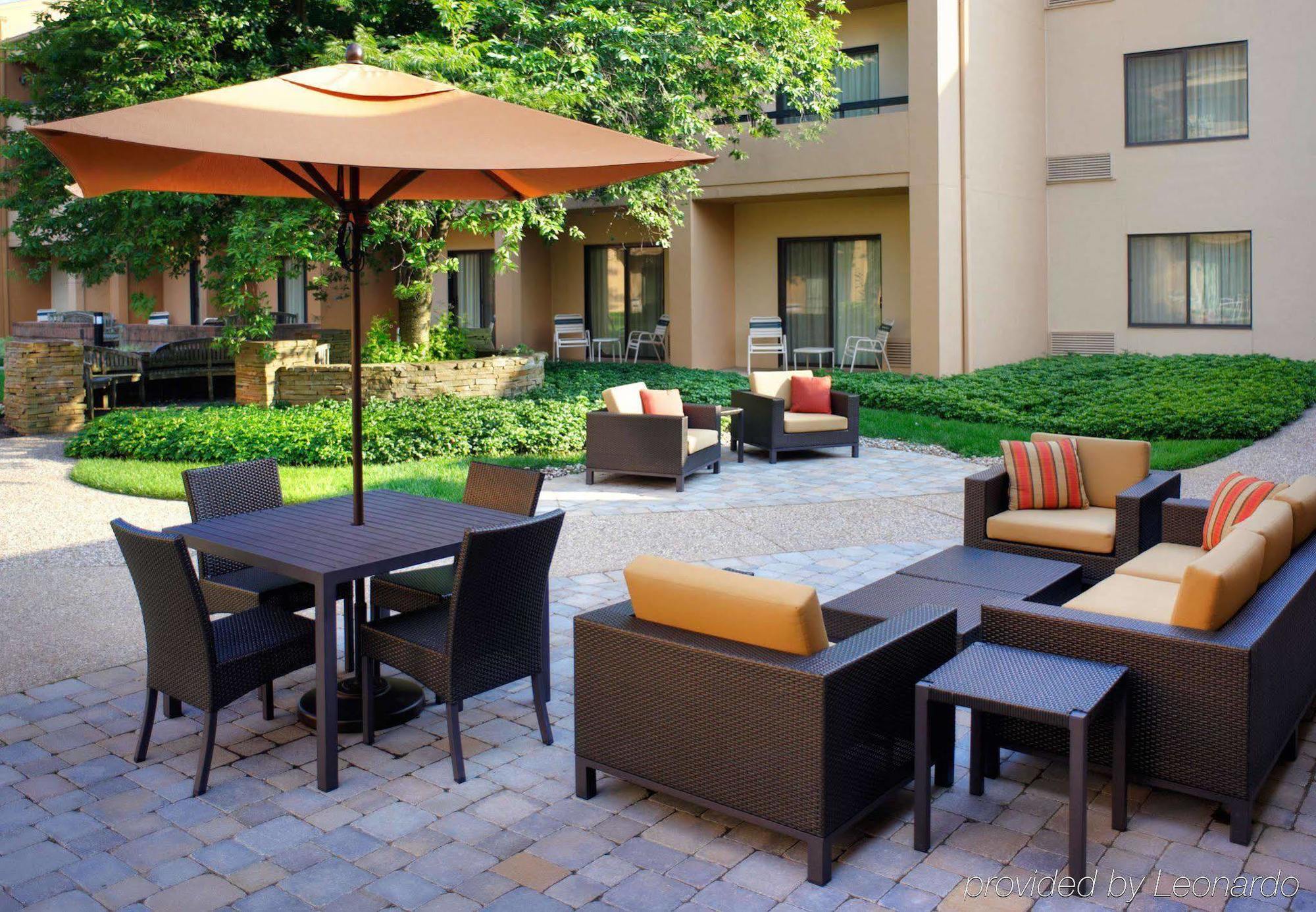 Отель Courtyard By Marriott Lexington North Удобства фото